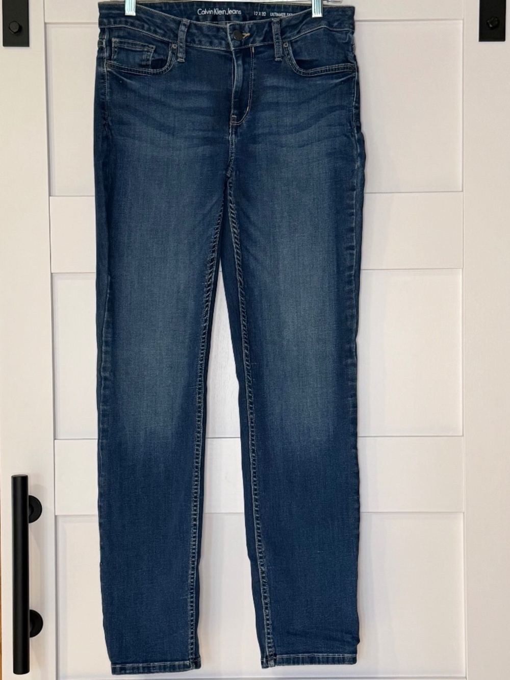 Calvin Klein Women's Jeans Ultimate Skinny Size 12x32